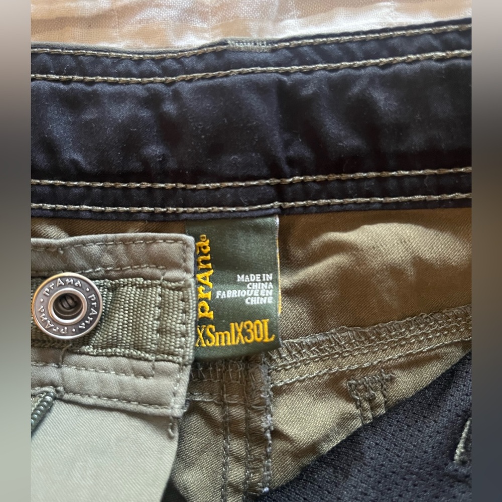 Men’s Prana pants